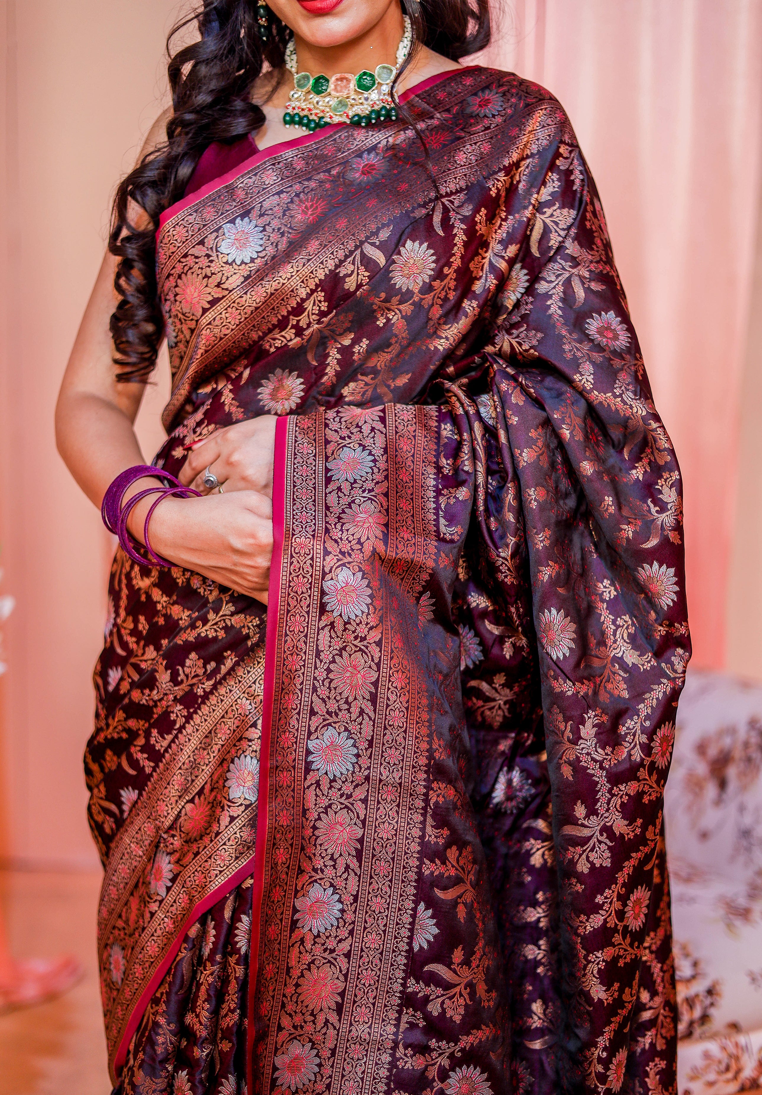 Women's Woven Banarasi Saree With Blouse Piece