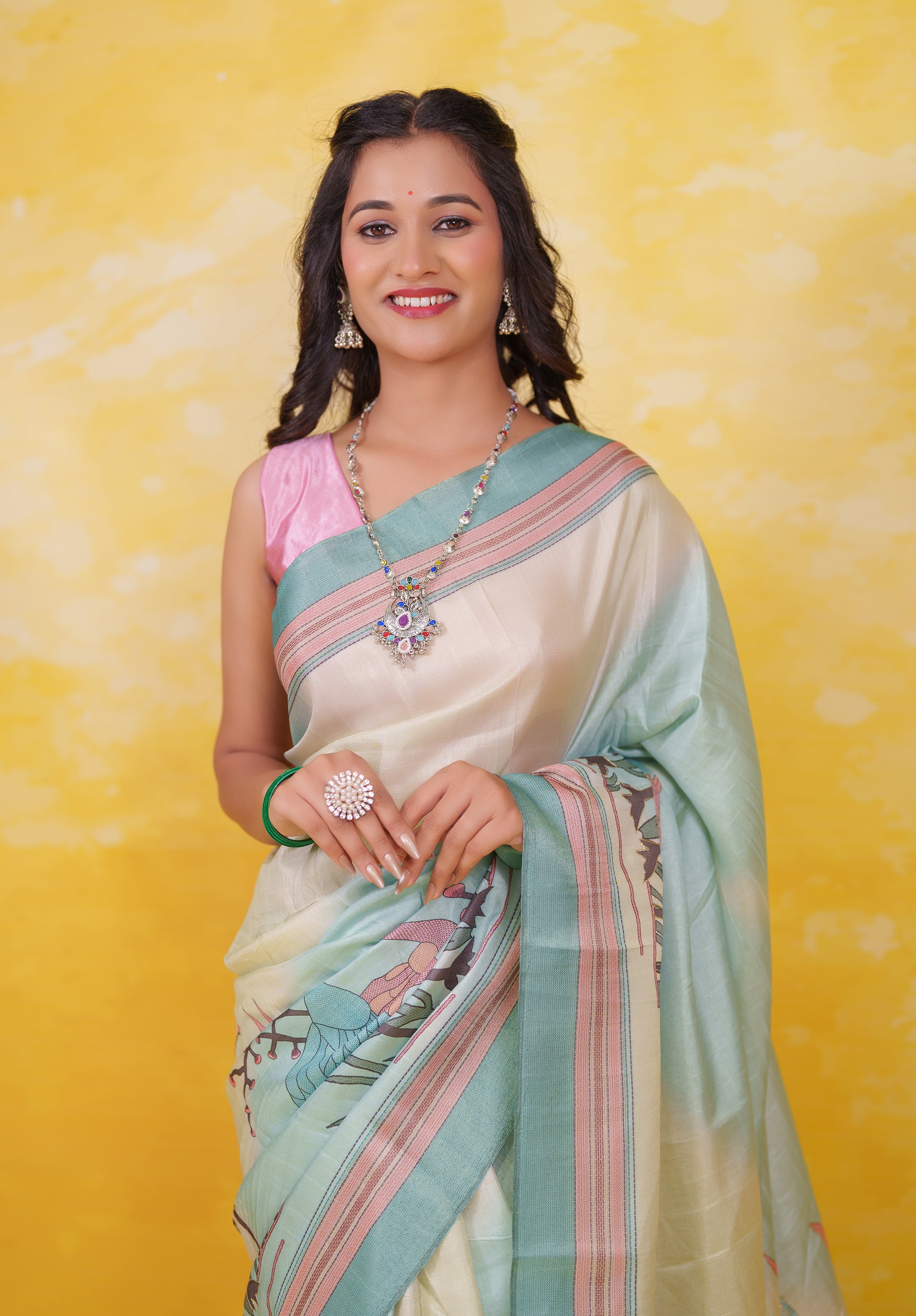Women's Woven Fancy silk Saree With Blouse Piece