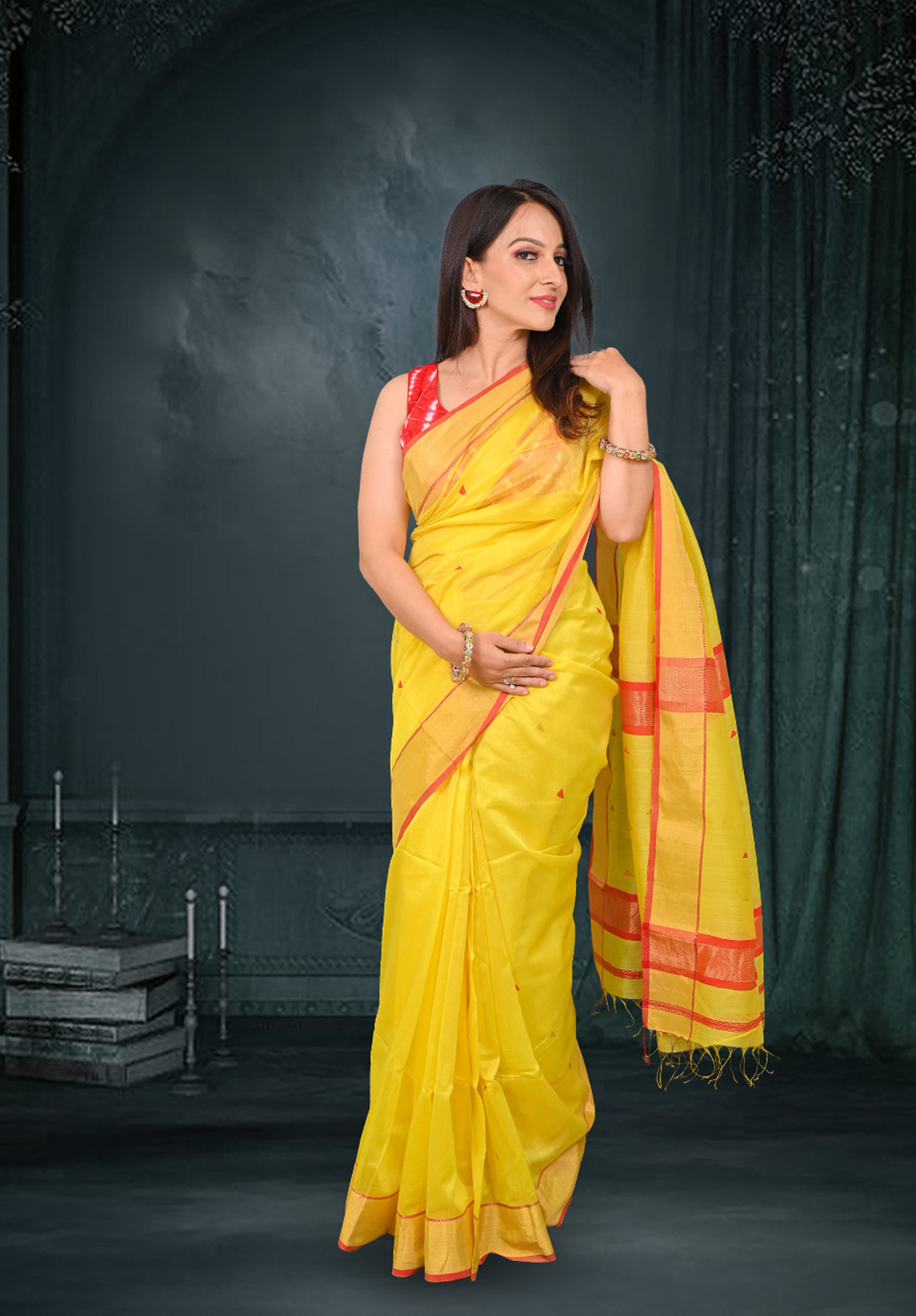 Pure Maheshwari Saree With Blouse Piece – Yellow