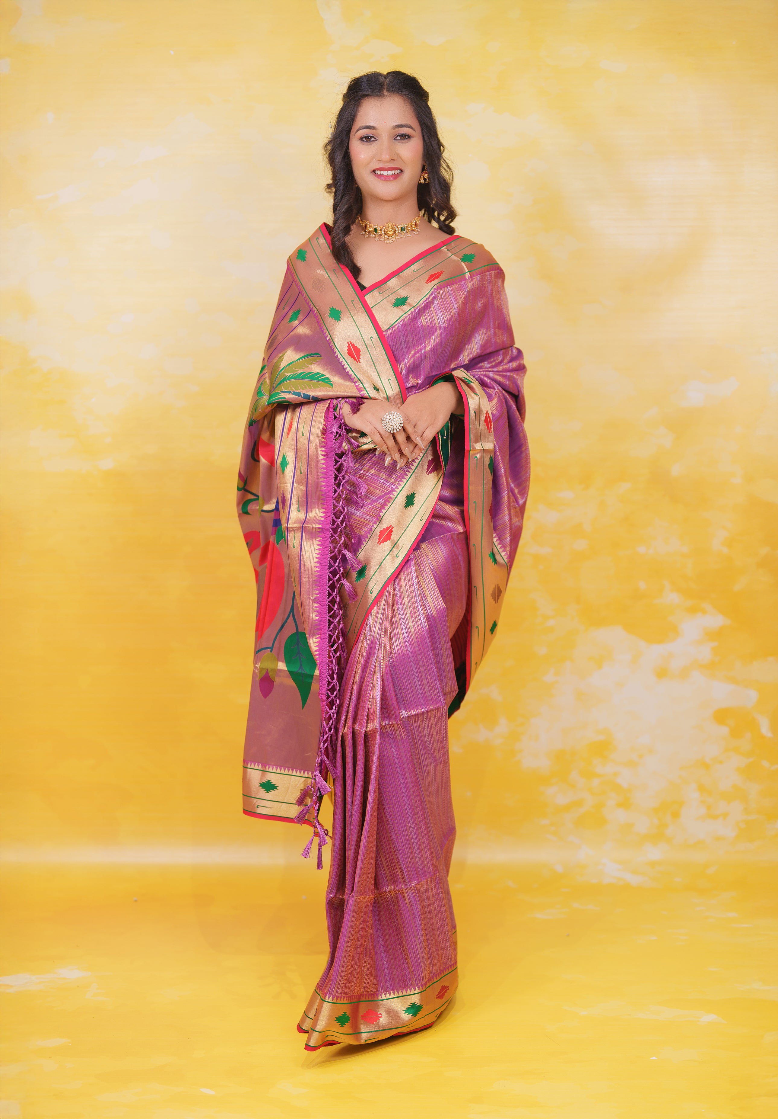 Women's Woven Design Pure tissue Paithani Saree With Blouse Piece