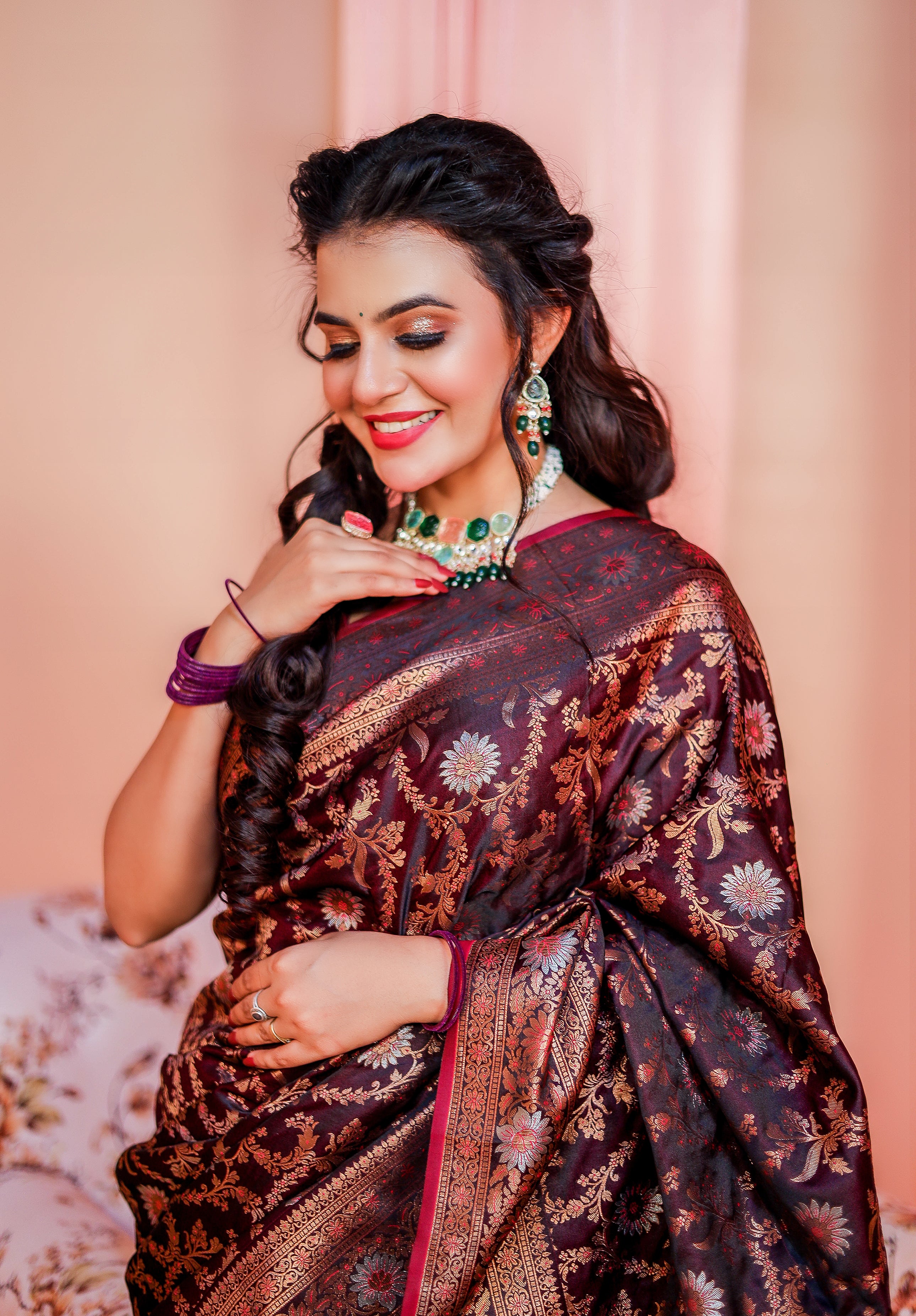 Women's Woven Banarasi Saree With Blouse Piece