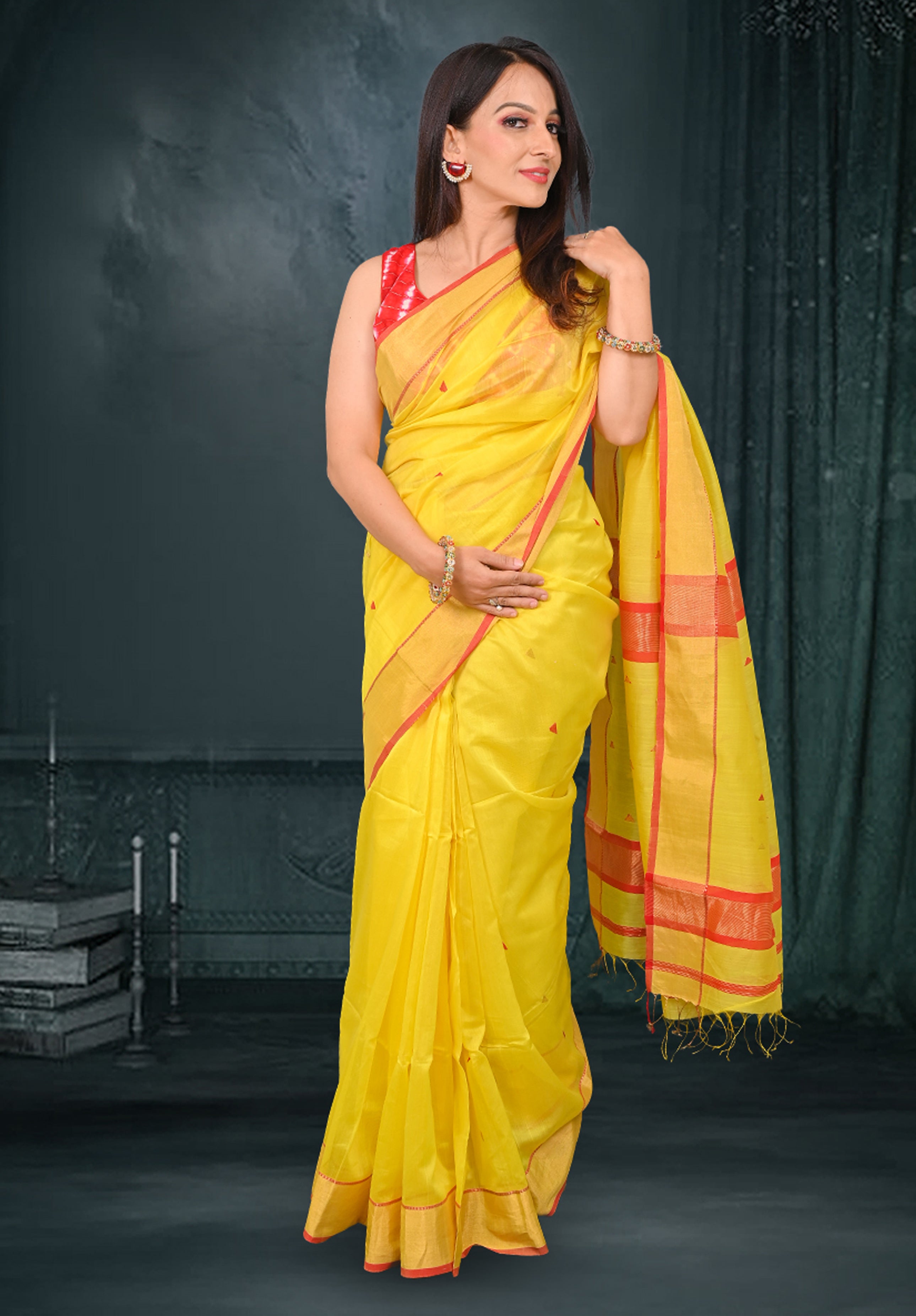 Pure Maheshwari Saree With Blouse Piece – Yellow