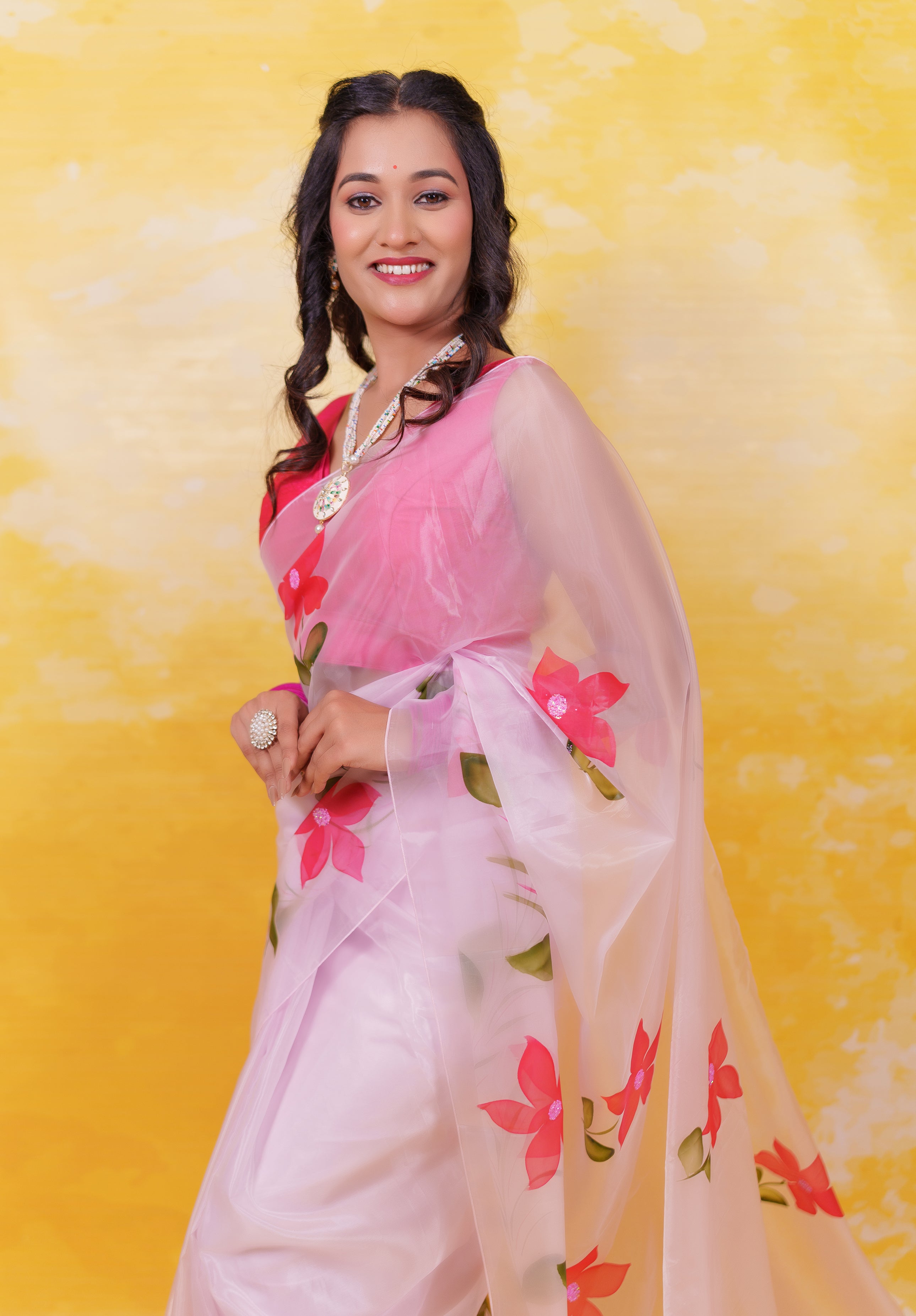 Women's Woven Pure organza Saree With Blouse Piece