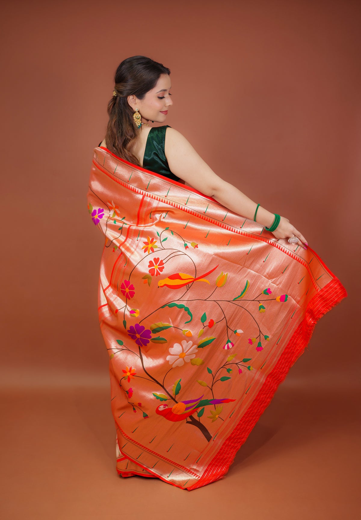 Women's Woven Design Pure silk Paithani Saree With Blouse Piece