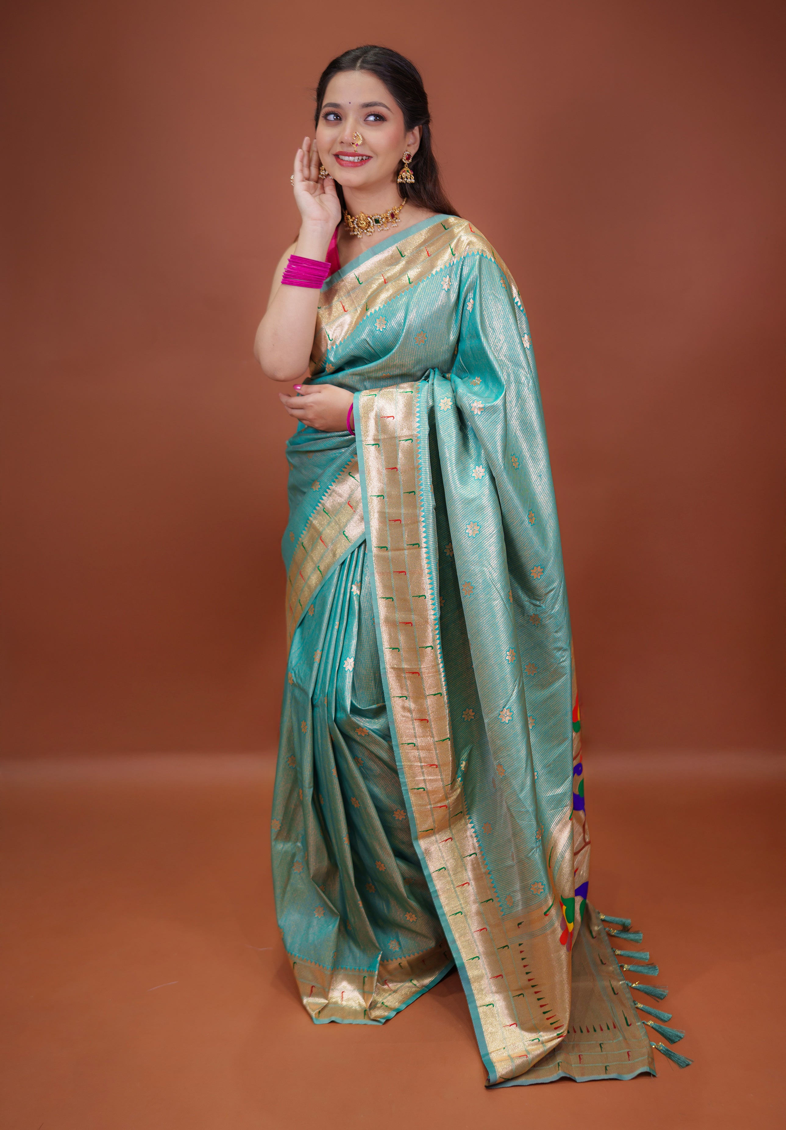 Women's Woven Design Pure tissue Paithani Saree With Blouse Piece