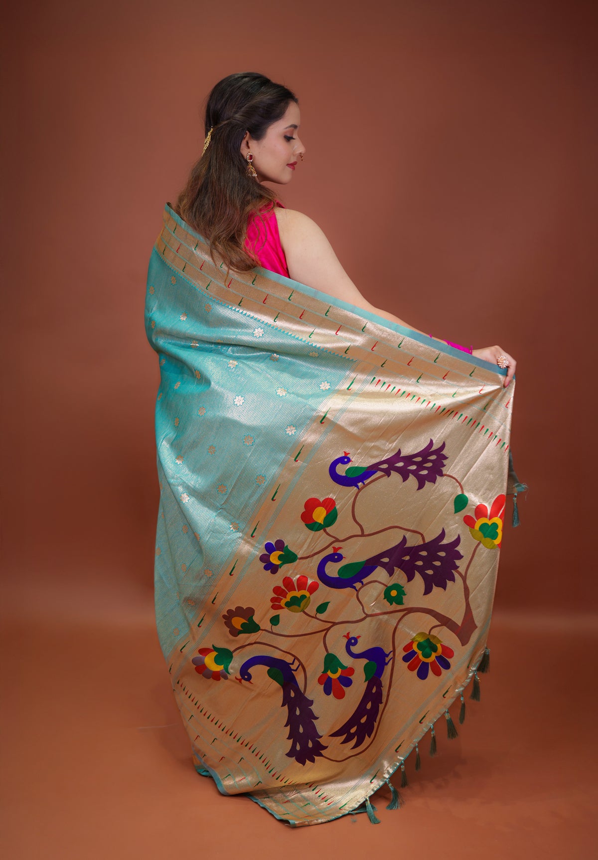 Women's Woven Design Pure tissue Paithani Saree With Blouse Piece
