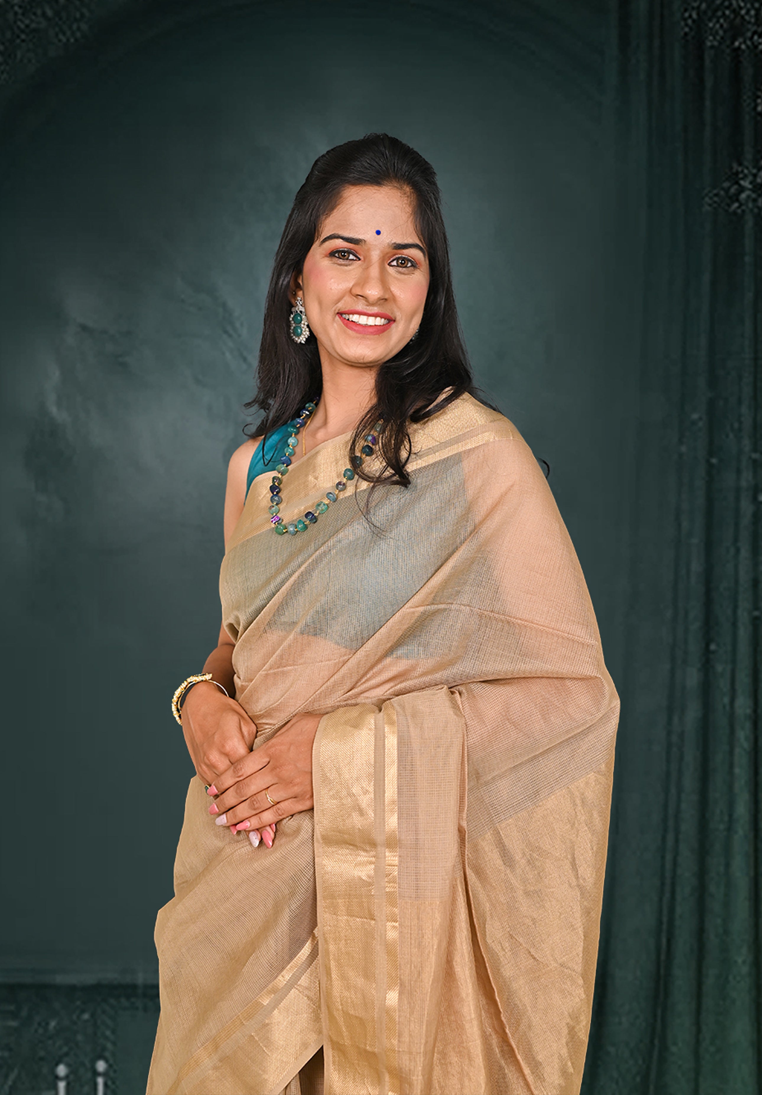 Pure Maheshwari Saree With Blouse Piece – Fawn